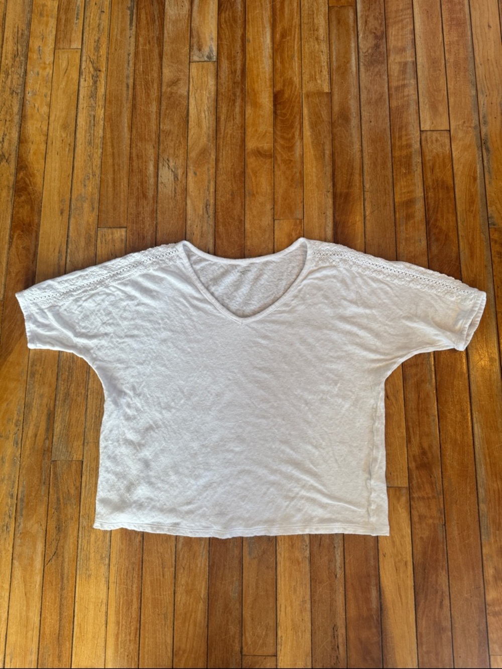 White V-Neck Women's T-Shirt with Lace Shoulder Detail